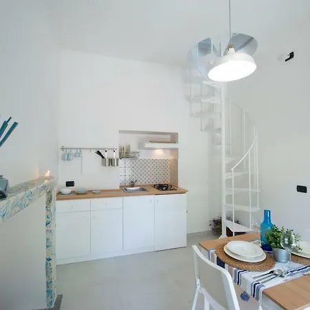 House D' Anna 68 Jaktstuga *